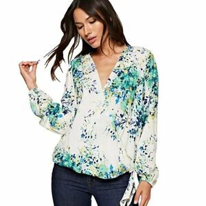 Lovestitch Floral Wrap Front Top Sz S